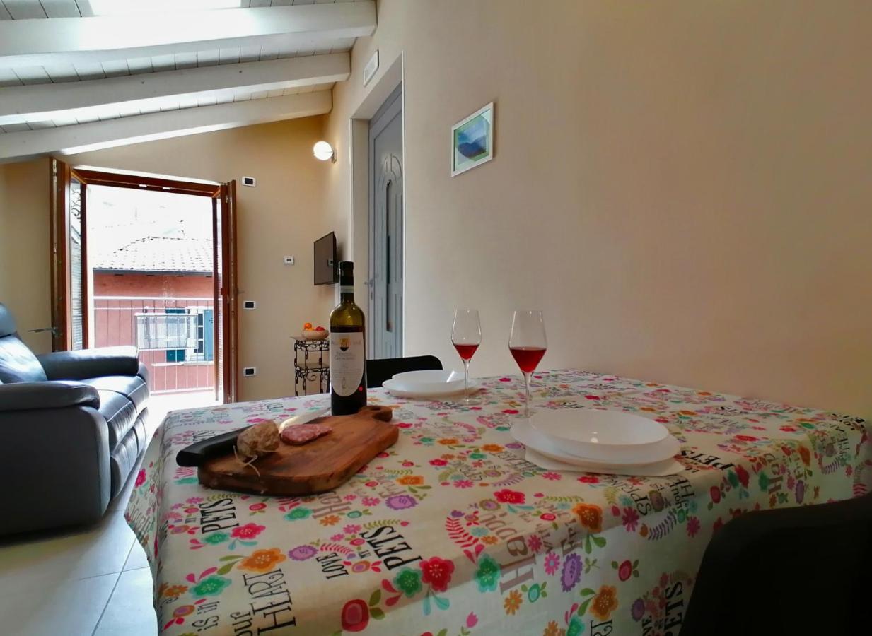 La Stalletta Menaggio Bagian luar foto